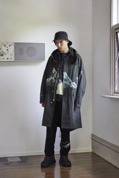 Look 43